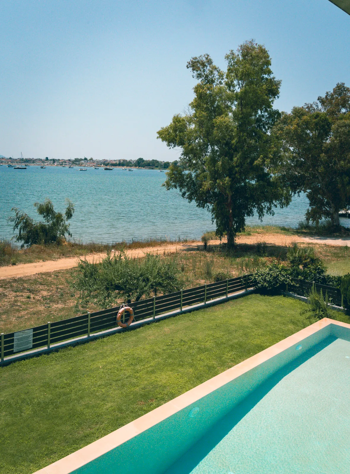 https://pausilypon.gr/wp-content/uploads/2025/07/pausilypon-preveza-villas-16.webp